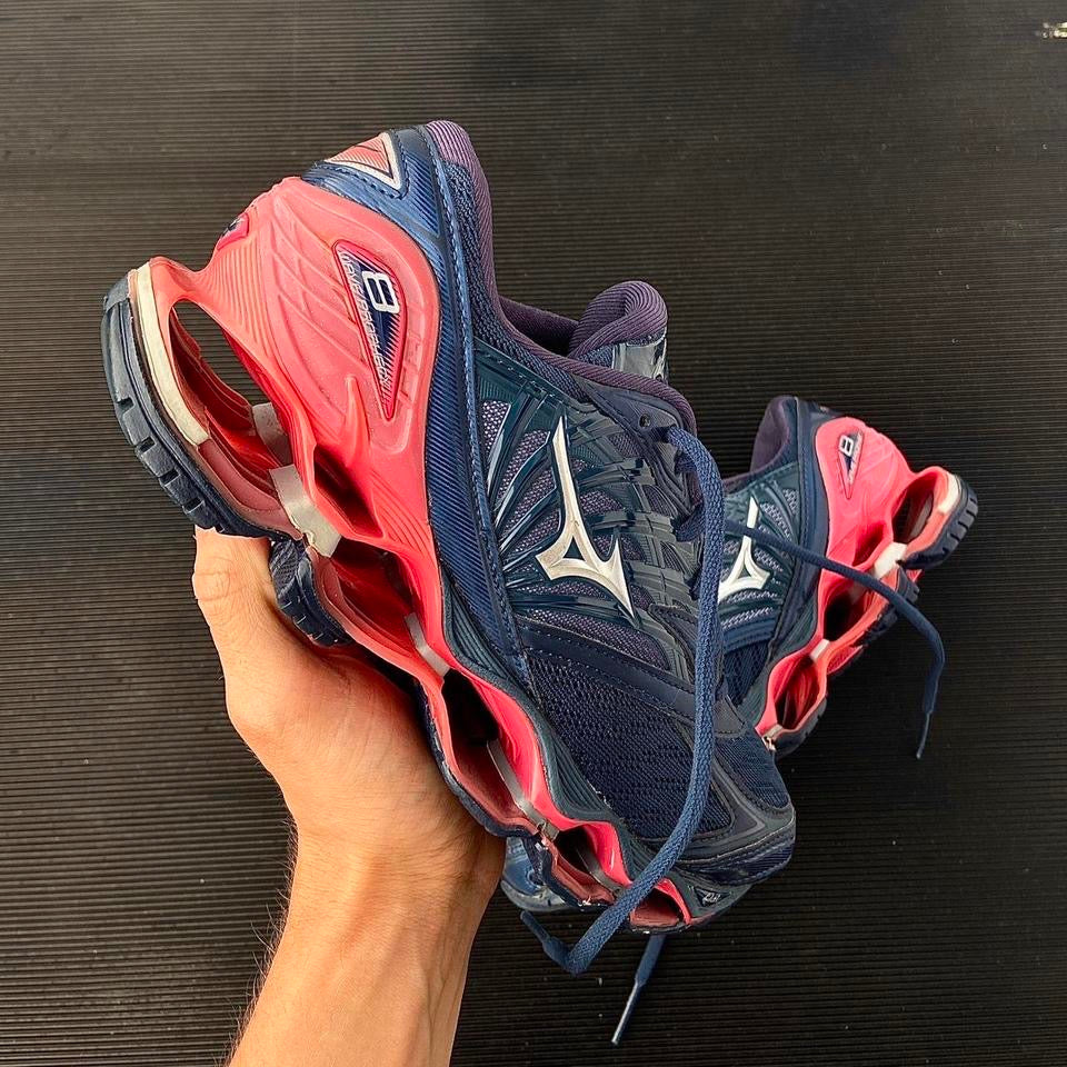 Mizuno Wave Prophecy 8