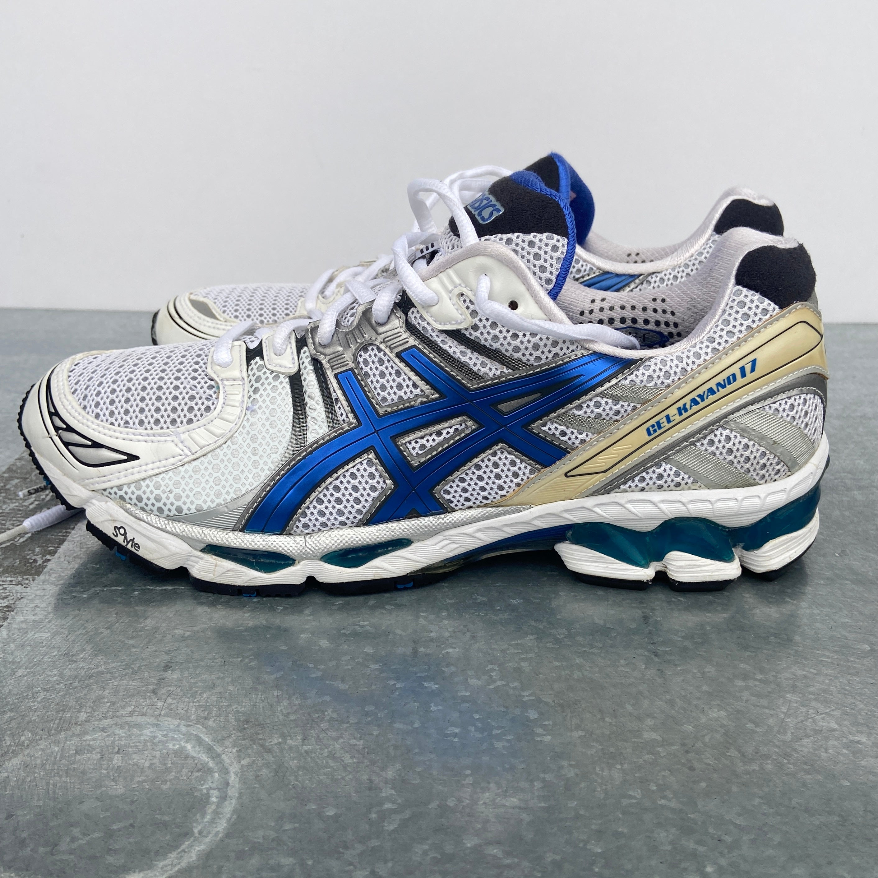 Asics gel kayano 17 size 8 best sale