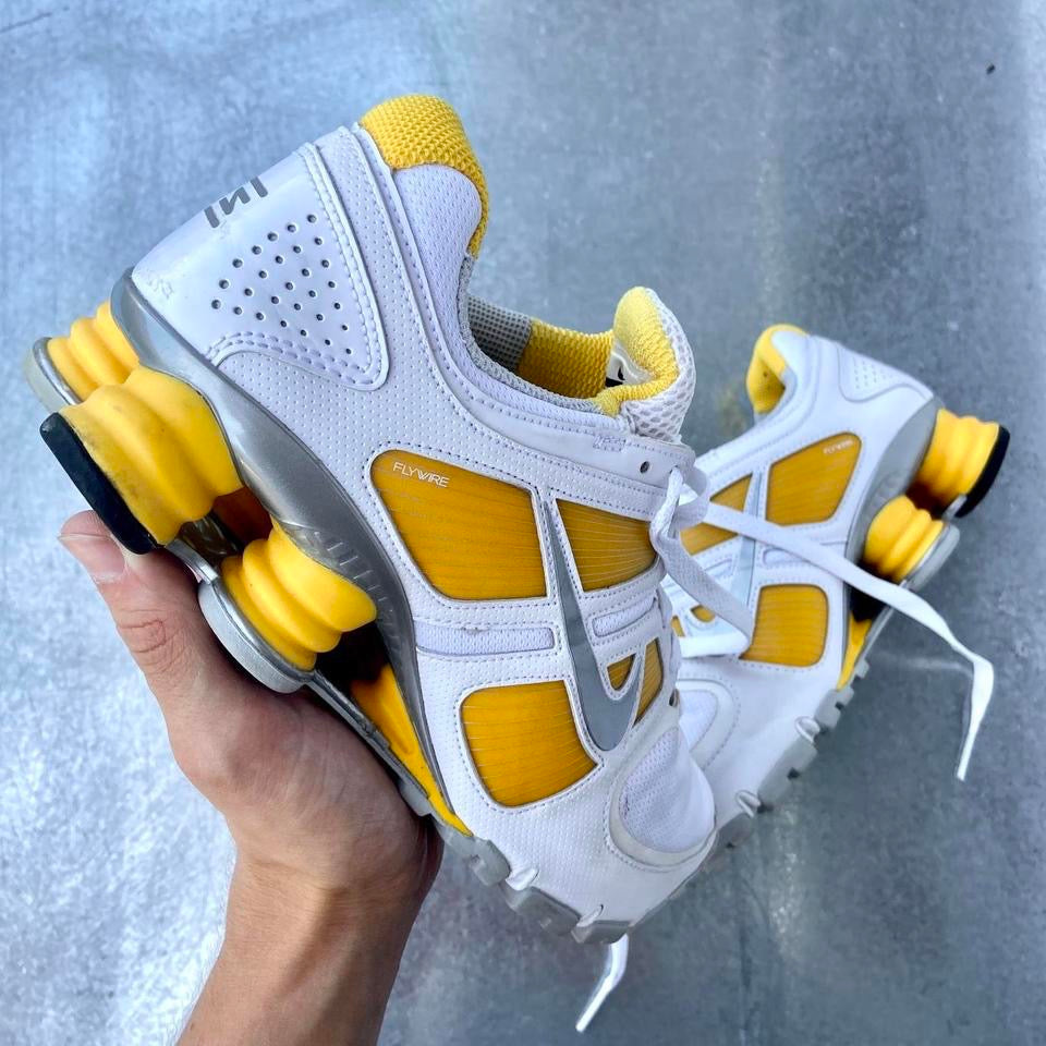 Nike orders shox plus