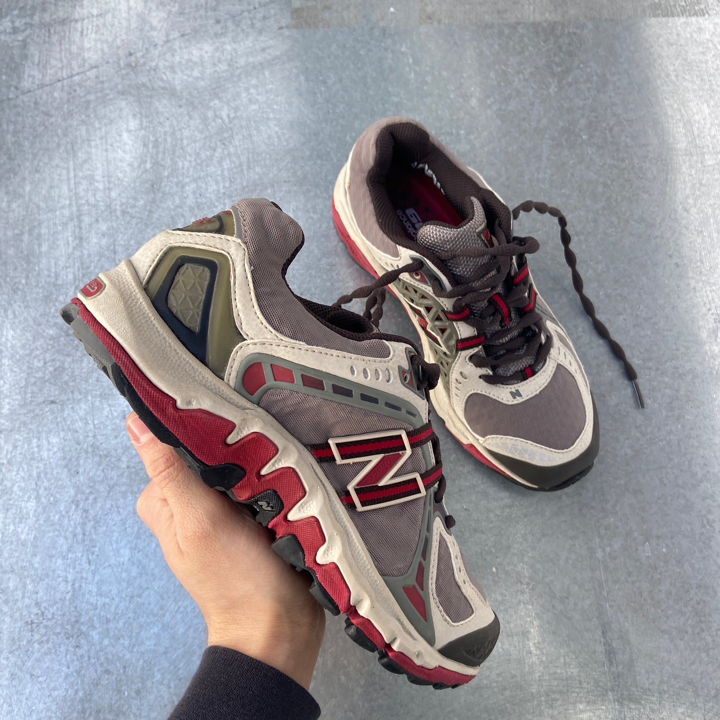 New Balance 909