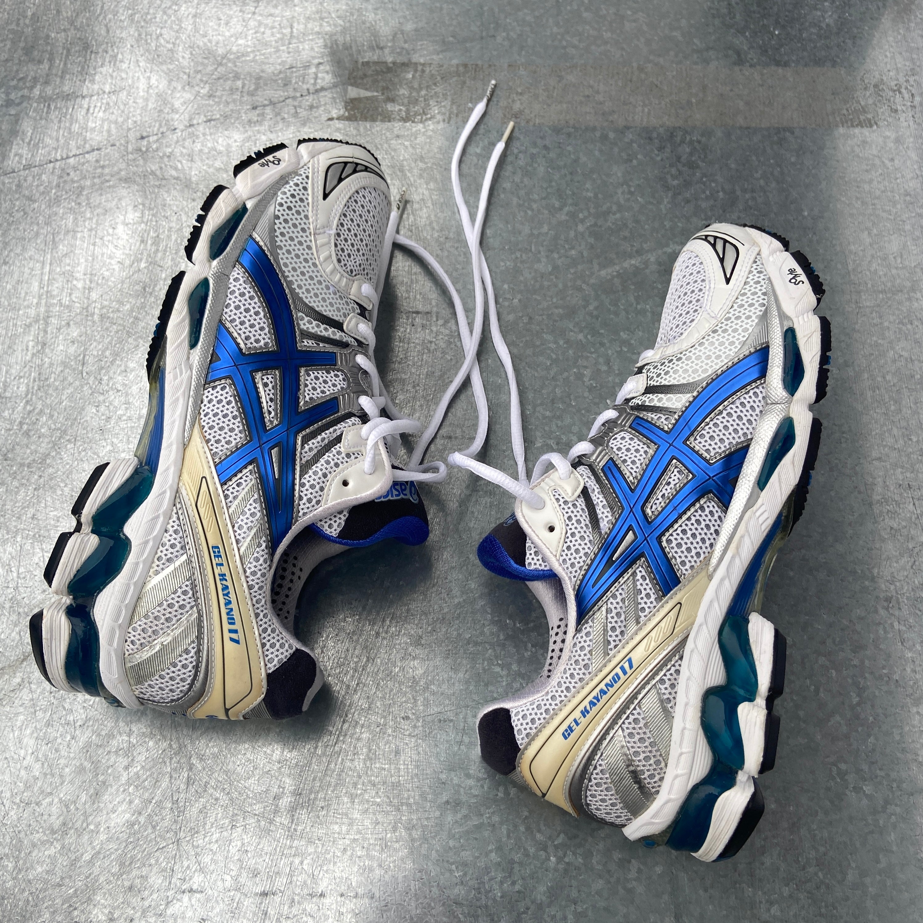 Asics gel kayano 17 prezzo online