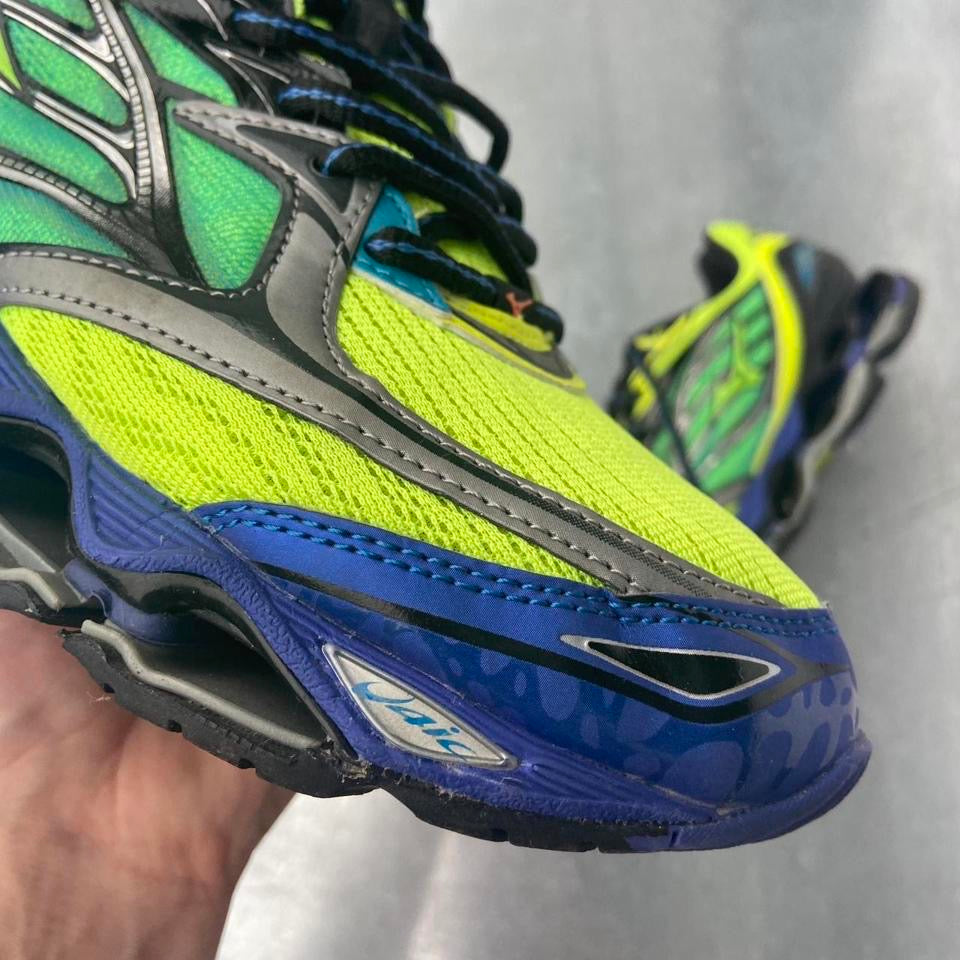 Mizuno Wave Prophecy 6